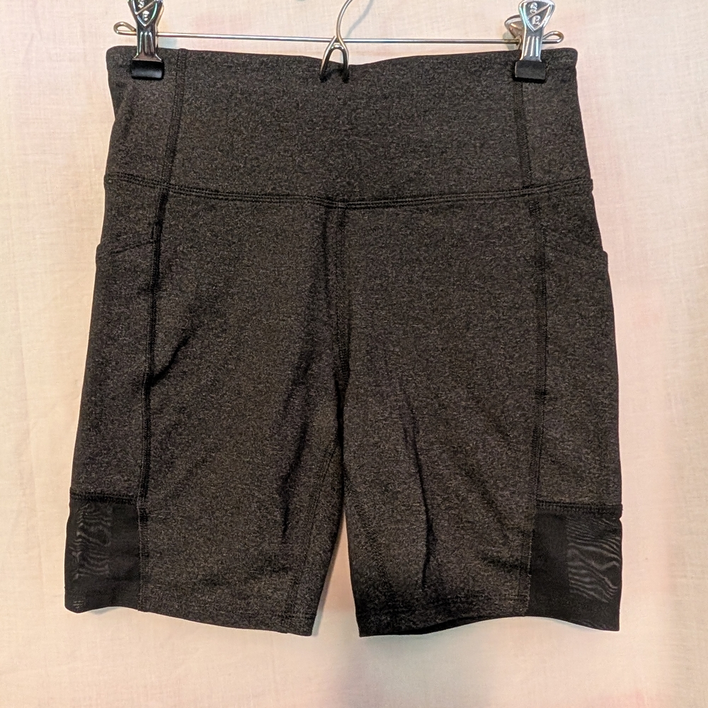 Tek Gear Gray Bike Shorts High-Waisted Stretch, Size Small